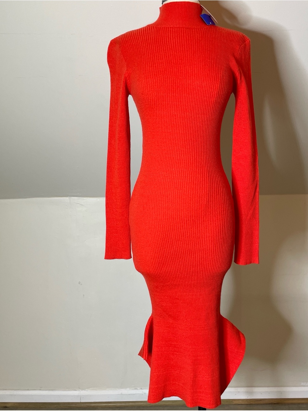 Lilly’s Kloset Long-Sleeve Turtleneck Ribbed Knit Dress in Bright Red Medium